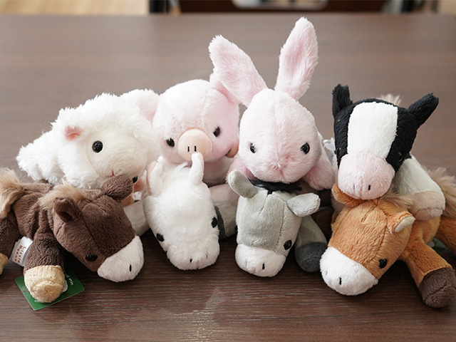 北大キャンパスアニマルシリーズ　ぬいぐるみ各種　1,200円（税抜）